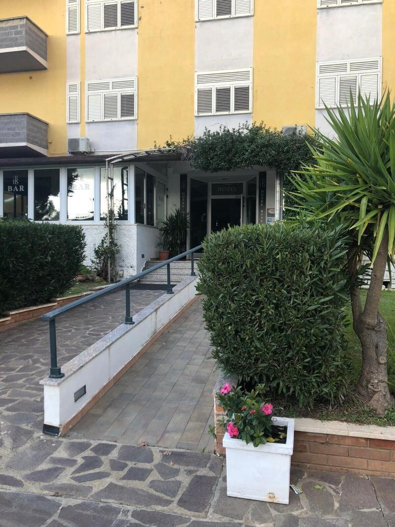 Hotel Sabatino Follonica Exterior foto